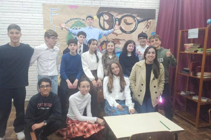 Feira do Colégio Martinho Lutero homenageia 100 anos de Guaíba