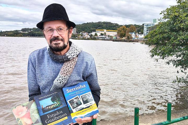 Feira do Livro do Centenário da cidade homenageia escritor de Guaíba