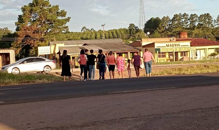 Pais criticam mudança de trajeto  no transporte escolar em Mariana Pimentel