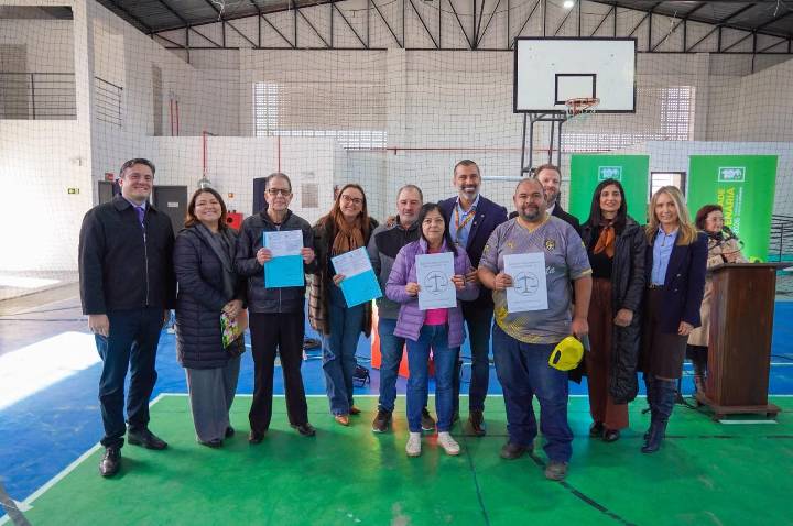 Projeto Terra garante escrituras para 226 famílias em Guaíba