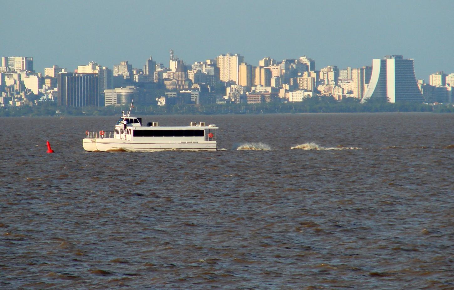 Catamarã retorna no domingo