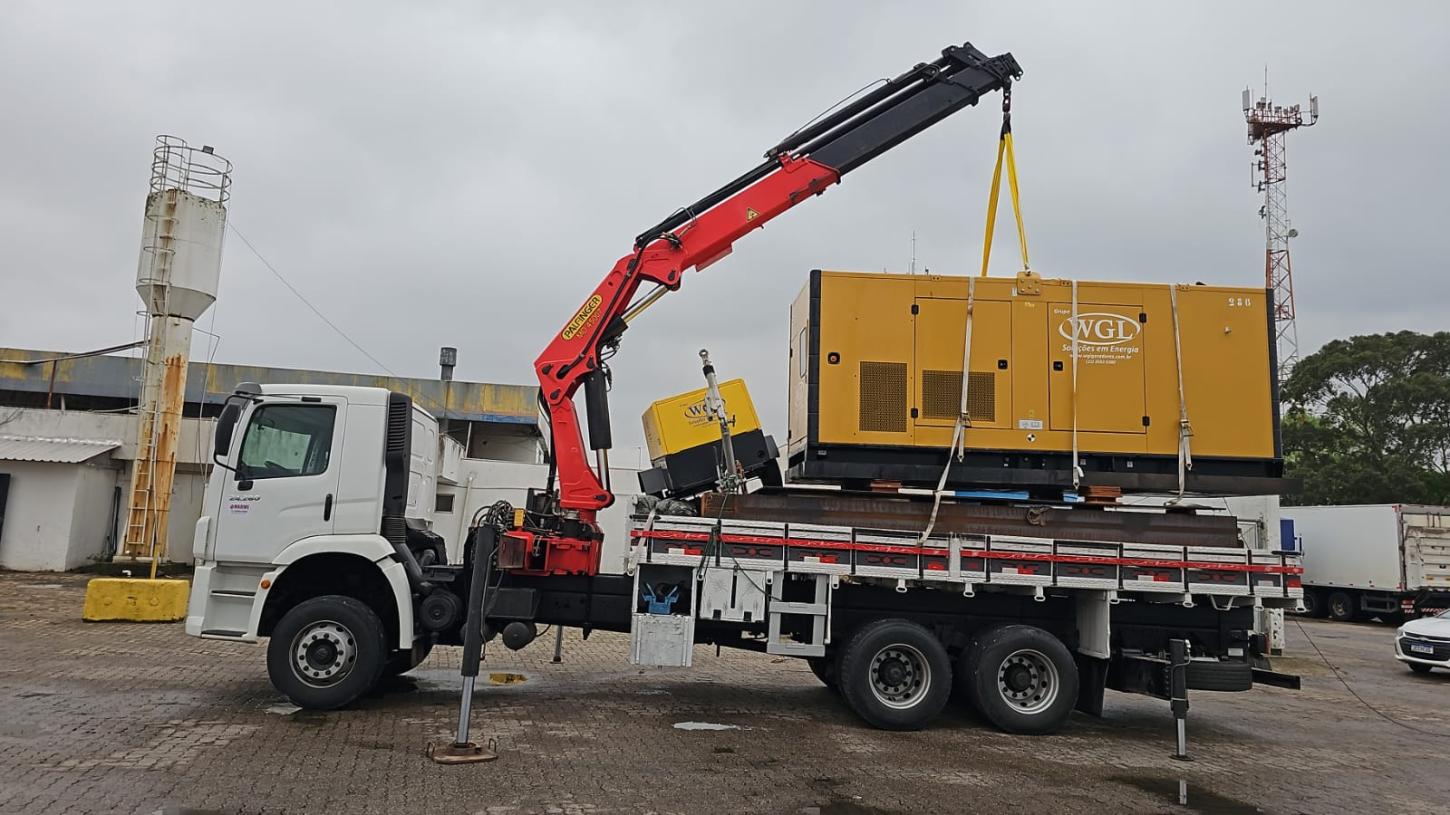 Polícia Civil recupera caminhão furtado e prende três suspeitos de integrar associação criminos
