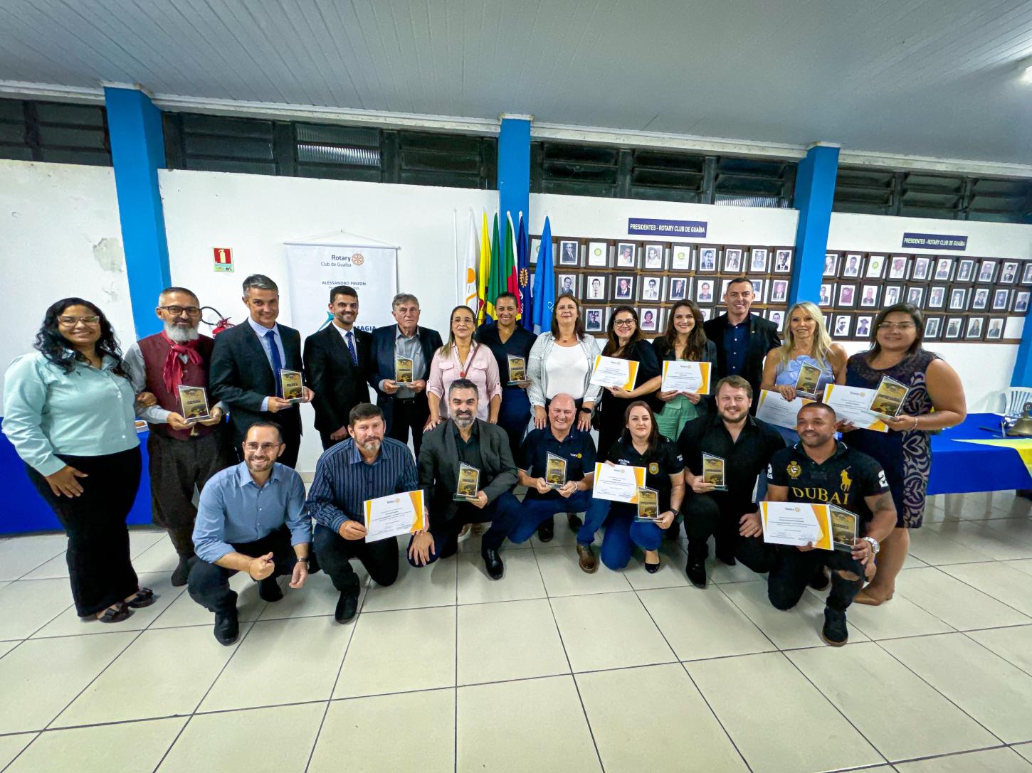 Rotary Guaíba homenageia profissionais do ano