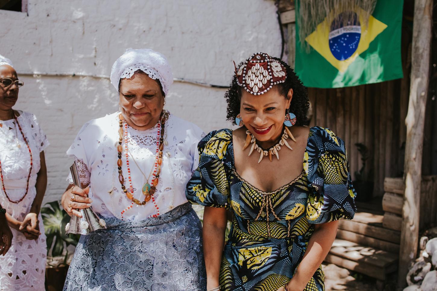 Rainha do Congo realiza visita histórica ao Terreiro Águas Claras